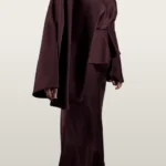 חליפת סאטן ג'ני בורדו