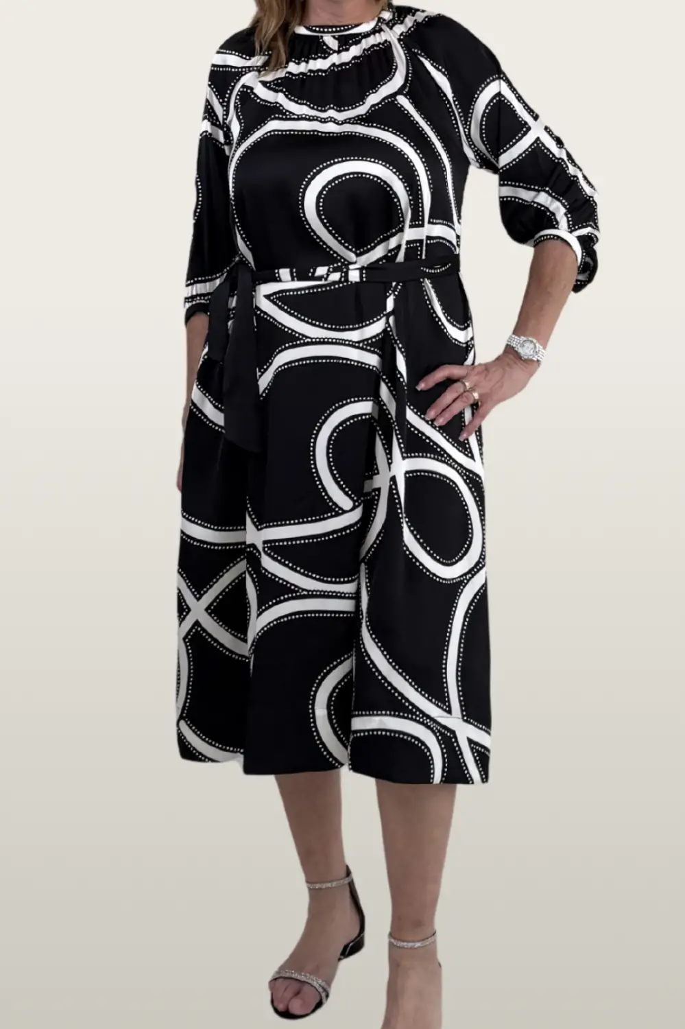 שמלה אייטיז גלים