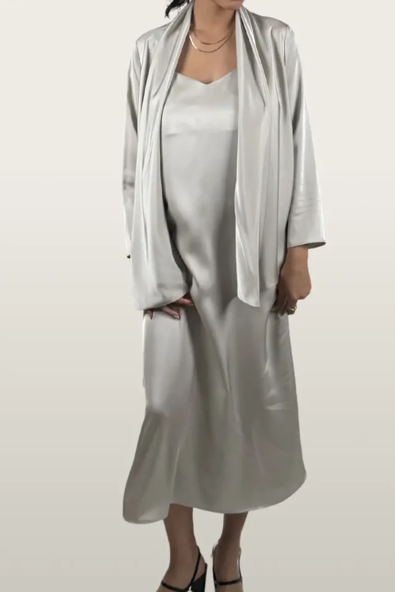 חליפת JENNY שמלה עם ואסט קרם