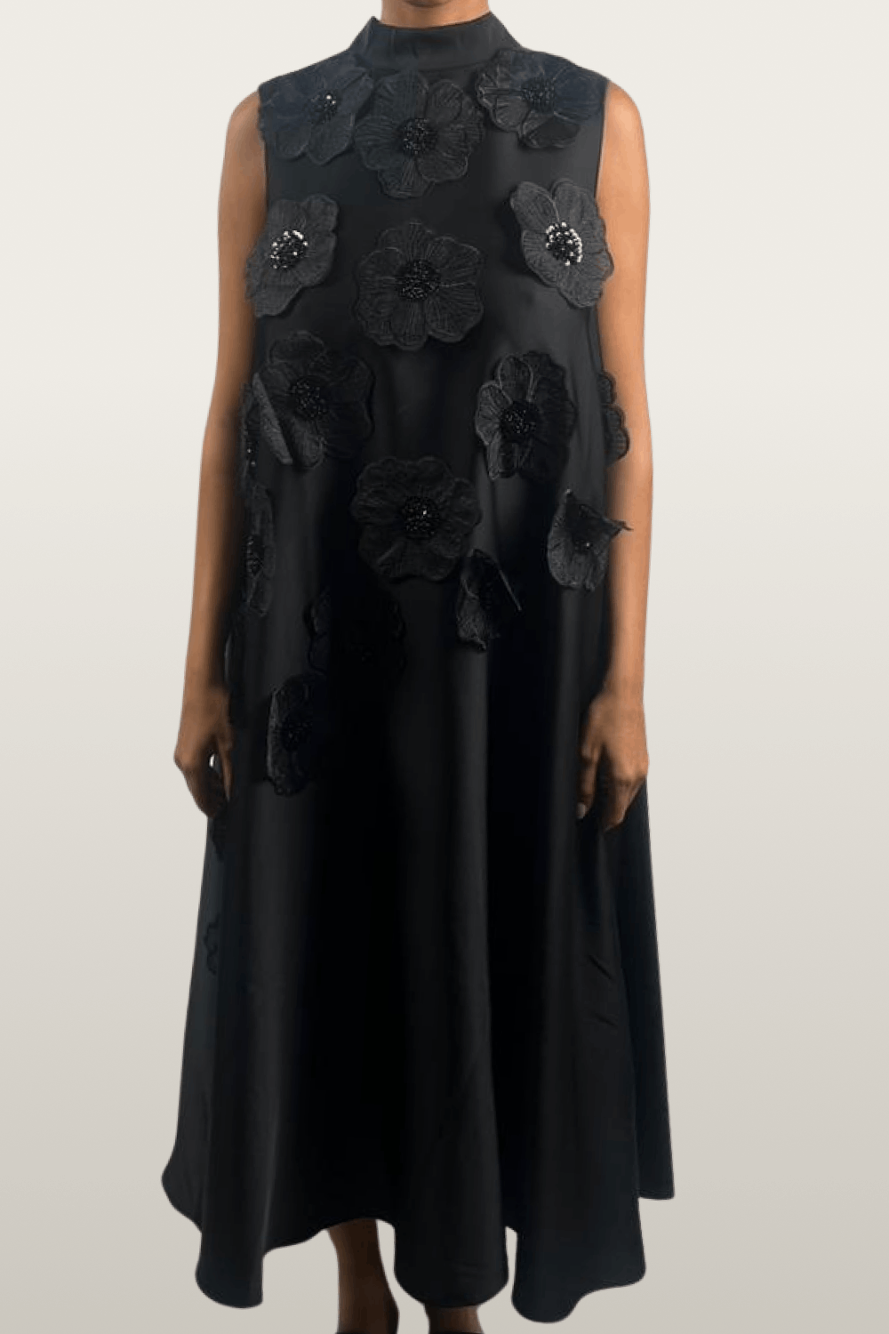 שמלה פרחים חרוזים שחור