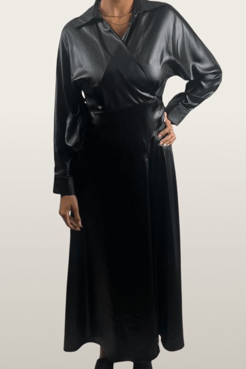 שמלה מעטפה דמוי עור שחור